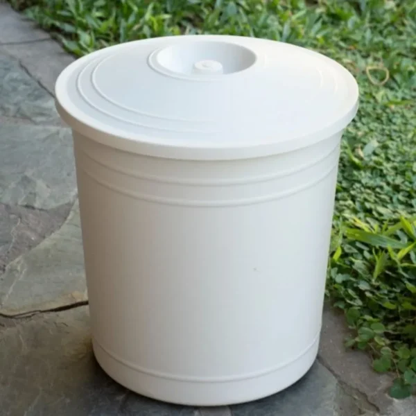 Cesto de residuos plástico con tapa vaivén 12 L – COLORES